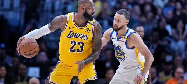 九游娱乐-包含浓眉哥巅峰对决，库里与30激战热火分钟，势不可挡胜负难料！的词条