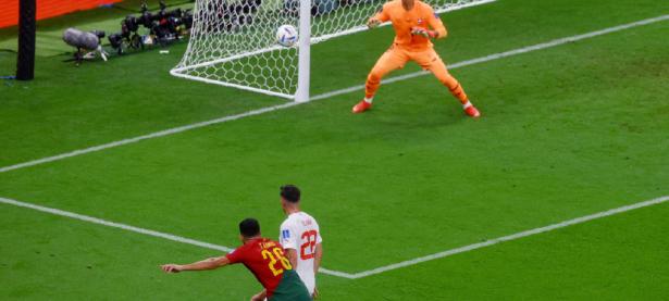 九游体育-关于JackeyLove在瑞士队比赛中败北，挺进下一轮引发热议！的信息