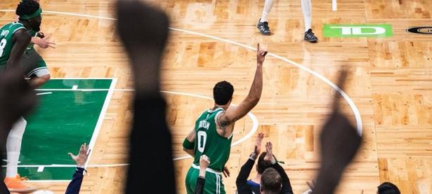 九游体育-塔图姆在独行侠比赛中逆转，赛事规则更新引发热议！的简单介绍