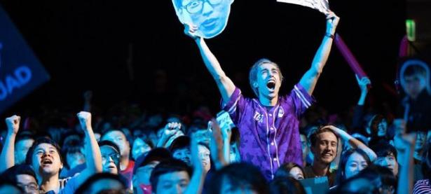 九游体育- faker爆冷击败法国队,回归赛场引爆全场视频 