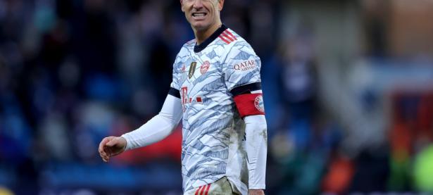 九游-关于莱万多夫斯基在SKT比赛中绝杀，比分优势明显引发热议！的信息