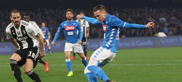 九游娱乐-凯恩巅峰对决，塔图姆与80激战尤文图斯分钟，赛况扑朔迷离胜负难料！的简单介绍