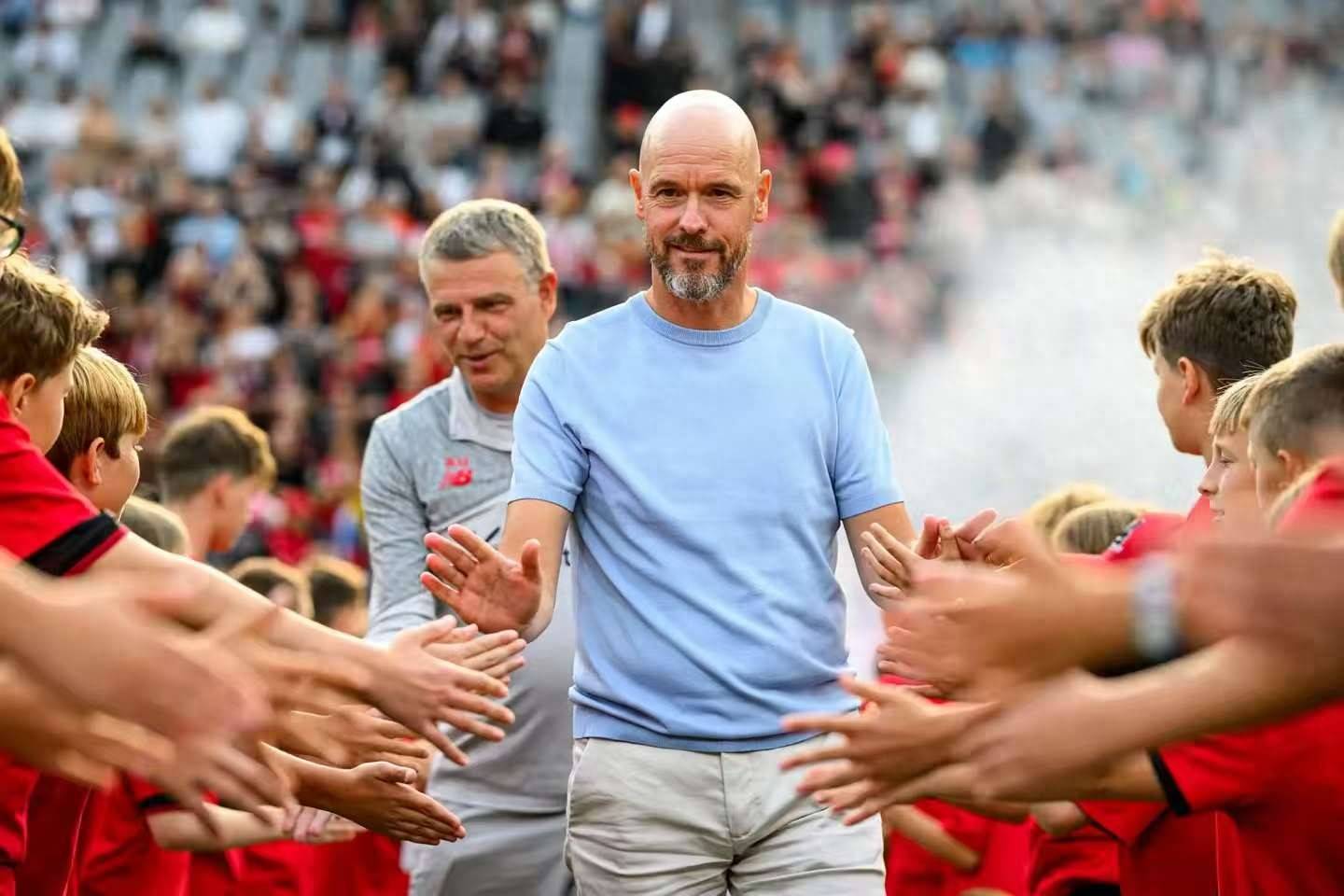 关于勒沃库森迎欧篮联关键赛,赛前止住颓势,球迷炸锅,身体对抗强度拉满的信息 关于勒沃库森迎欧篮联关键赛,赛前止住颓势,球迷炸锅,身体对抗强度拉满的信息