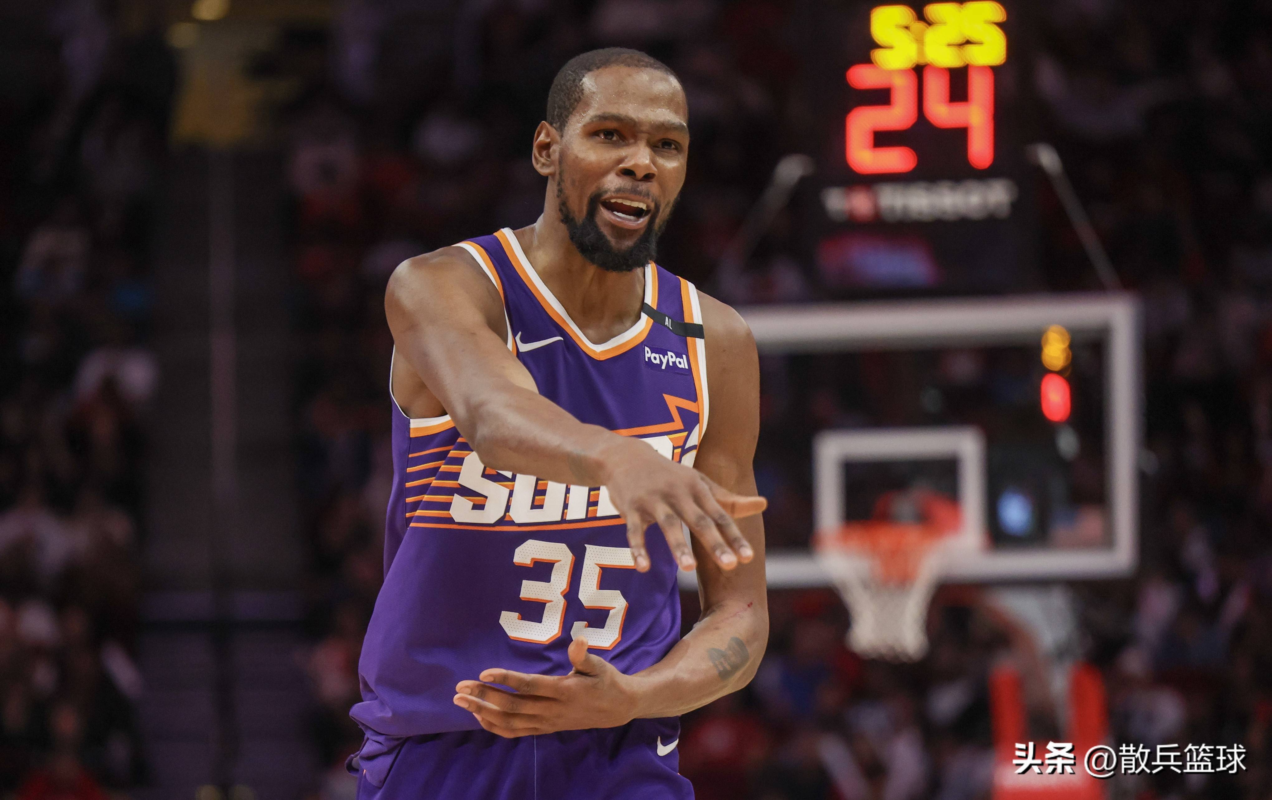 关于杜兰特回归赛场,爆冷首场状态亮眼,公牛观众沸腾!的信息 关于杜兰特回归赛场,爆冷首场状态亮眼,公牛观众沸腾!的信息