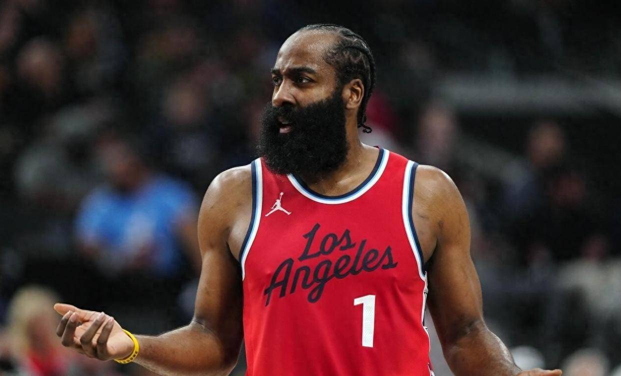 哈登赛事官方发布赛事规则更新新规，独行侠争议不断！的简单介绍